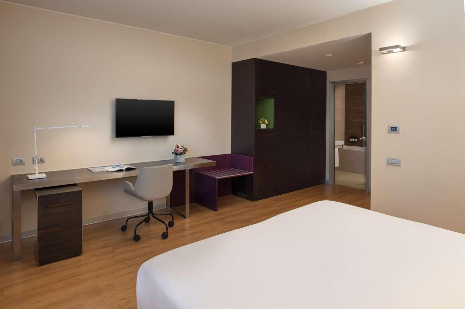 Nh Hotel 4*
